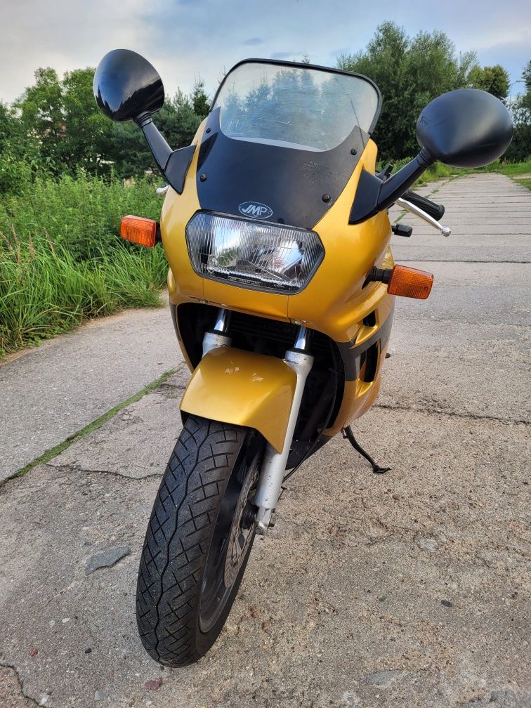 Suzuki gsxf 600 - 1998