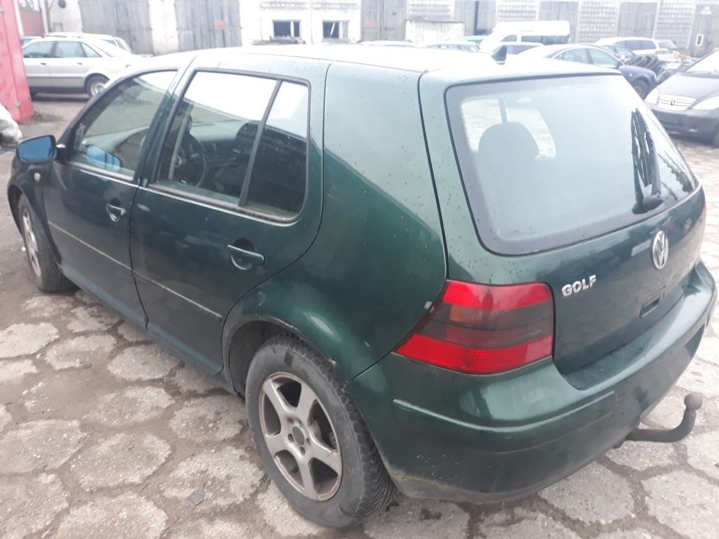 Vw golf IV na części 1.9 90km LC6M