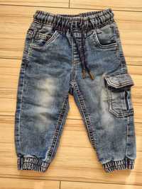 Jeansy dżinsy z elastanem Reserved joggery 80