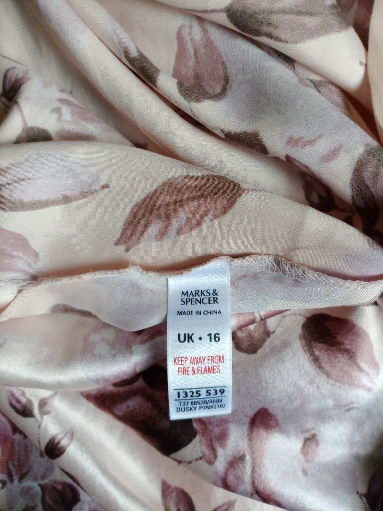 Satynowa koszulka nocna długa rozmiar 16 firma Marks & Spencer