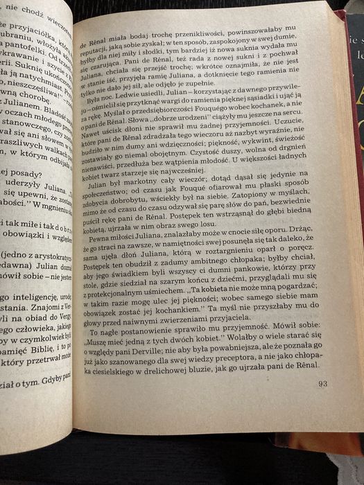 Książka  „Czerwone i Czarne” Stendhall