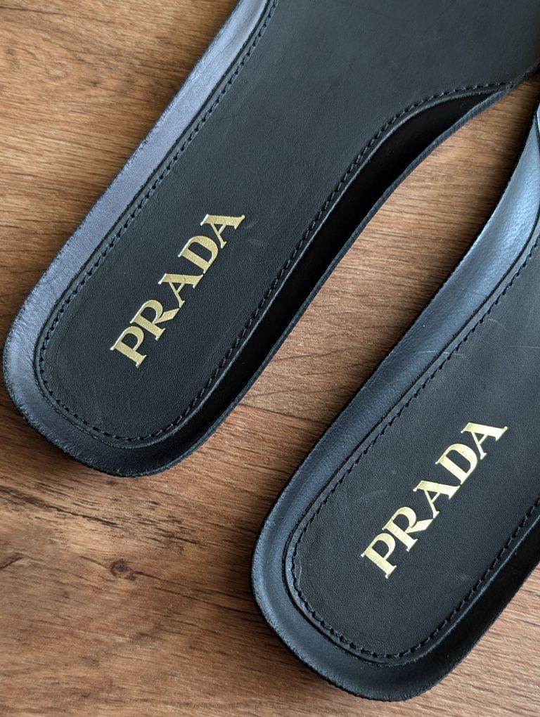 10, (44 - 45) размер, Prada , кожаные стельки , Италия