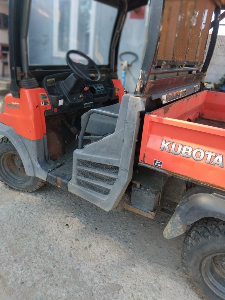 Kubota RTV 900 ..