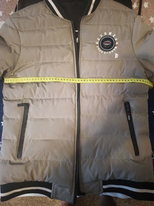 Продам чоловічу крутезну двохсторонню куртку