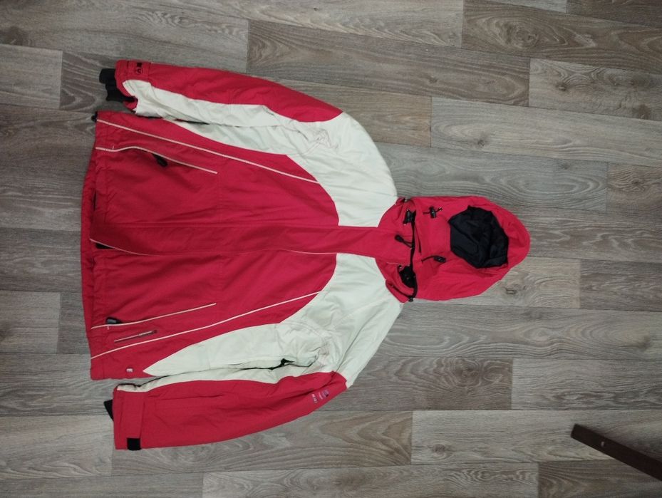 Курточка осінь весна