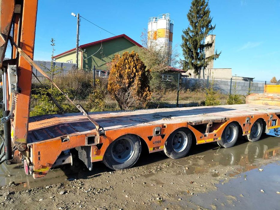 Naczepa niskopodwoziowa 4-osiowa