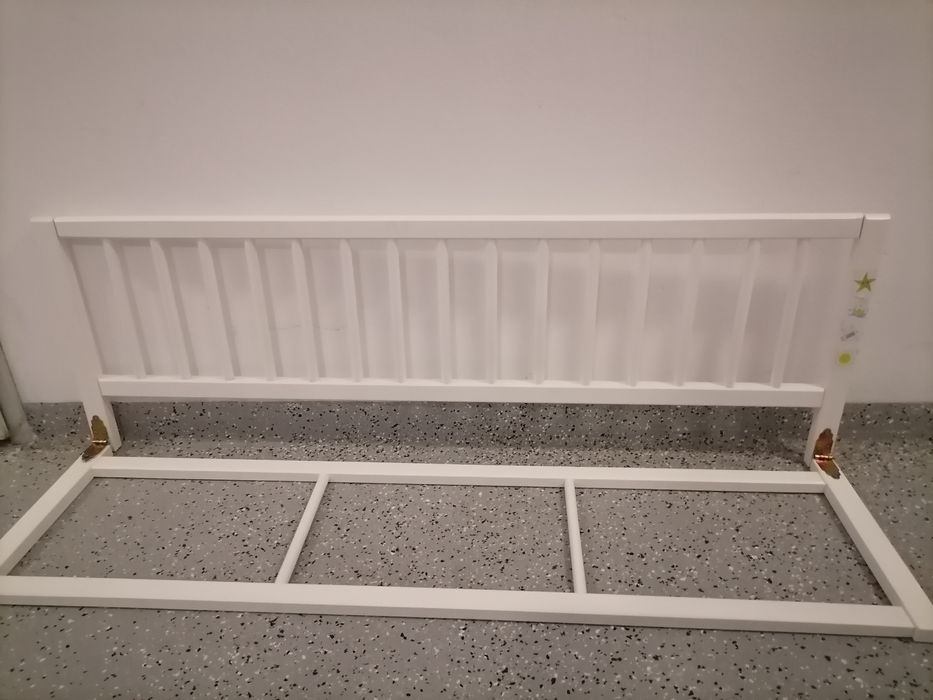 Barierki ochronne do łóżka dla dziecka