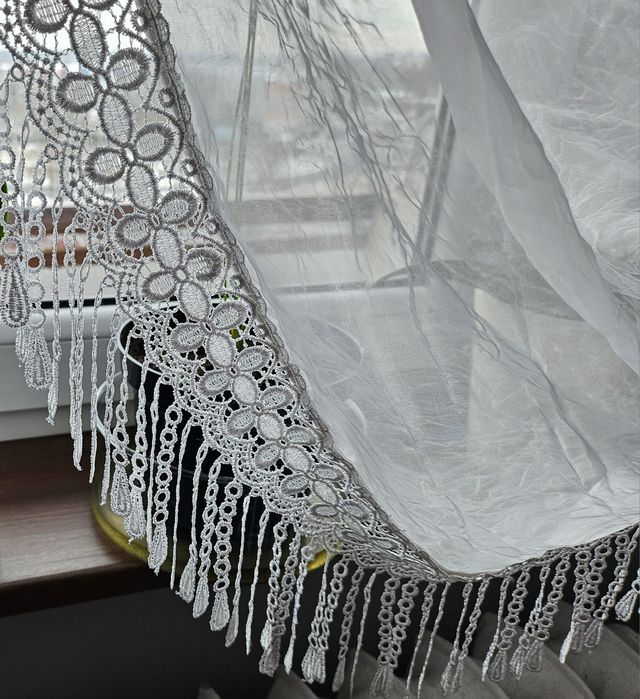 Firana biała śliczna