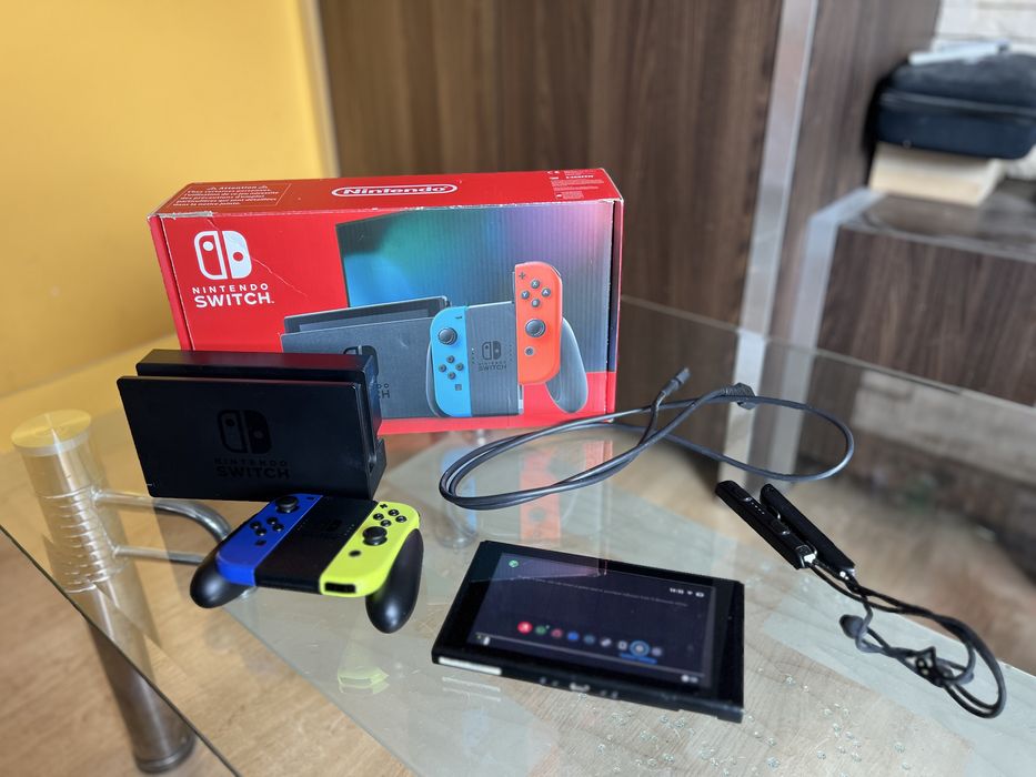 Nintendo Switch V2 Konsola