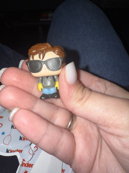 Поменяю Стива и Дастина из изнанки( очень странные дела)