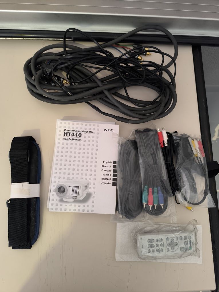 Projetor NEC HT410 Home Cinema