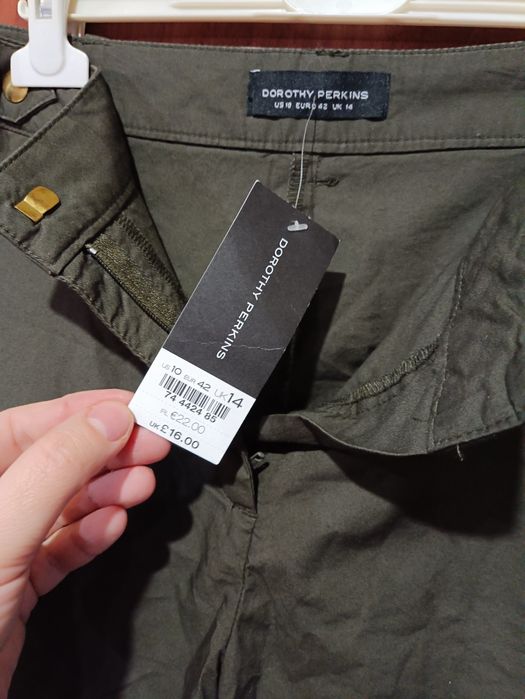 Dorothy Perkins,нові жіночі шорти р.14