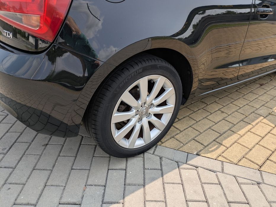 Audi A1 1.6 TDI (105) (man. 5) Ambition line