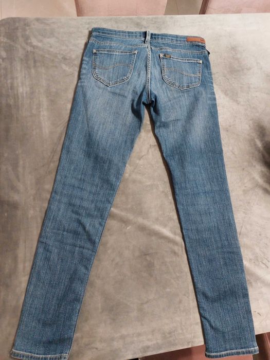 Lee Vynn Skinny W28 L31