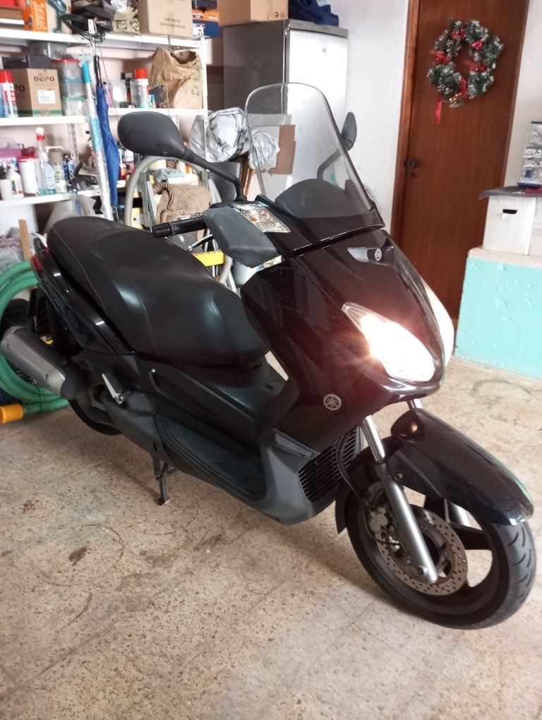 Yamaha Xmax 35000 Km