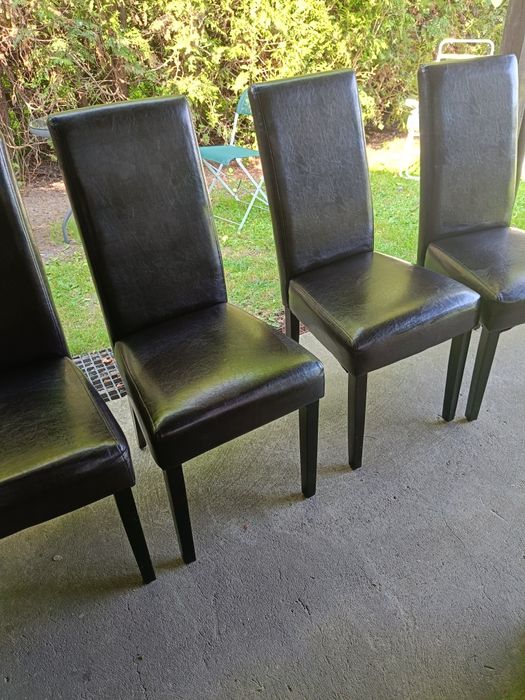 Krzesła tapicerowane