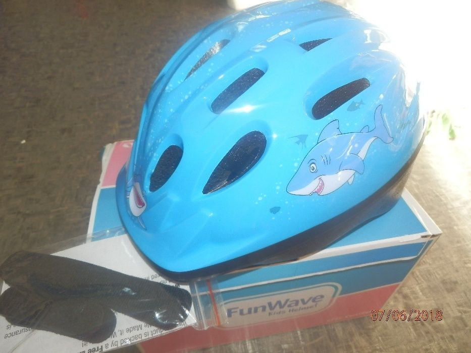 Продам американский детский велосипедный шлем FunWave: Kids Helmet