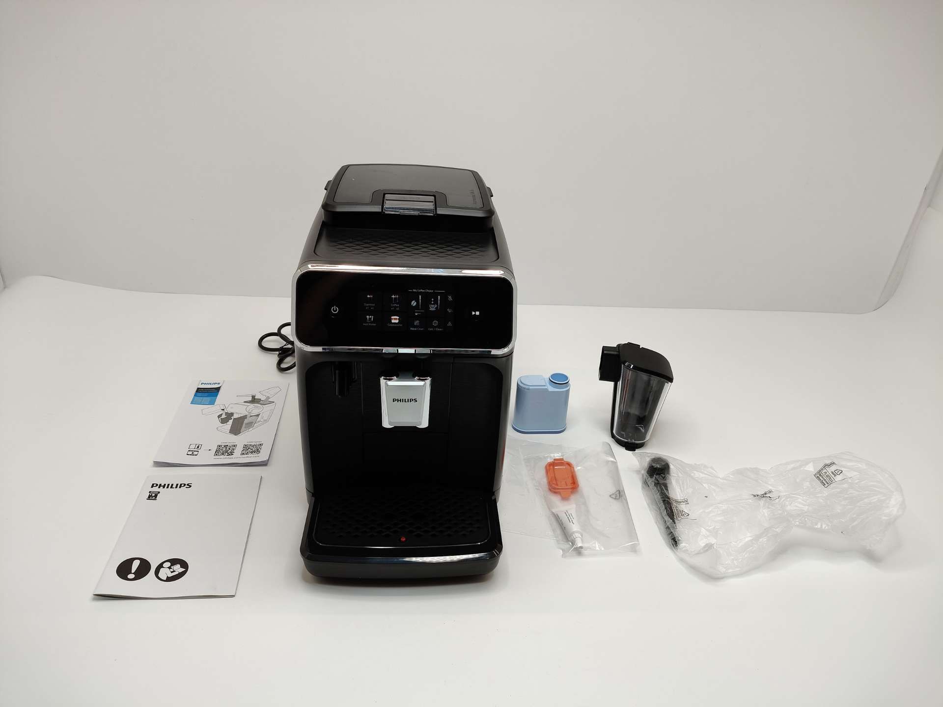 Automatyczny ekspres ciśnieniowy Philips 2330/10 LatteGo 1500 W czarny