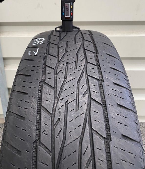 2szt opony letnie  215/65R16 98H  CONTINENTAL CROSSCONTACT LX2