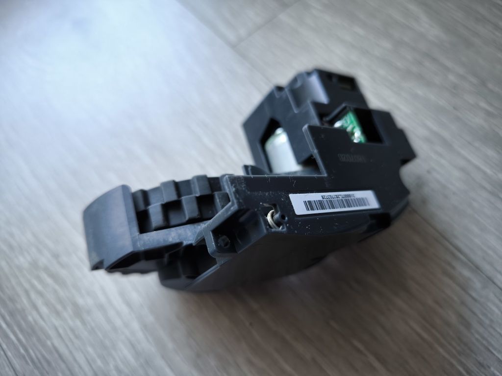 Moduł koła z napędem lewy oraz prawe do Roborock S7 Q7 S5 S6  MaxV itp