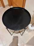 Vendo mesa de apoio preta ikea