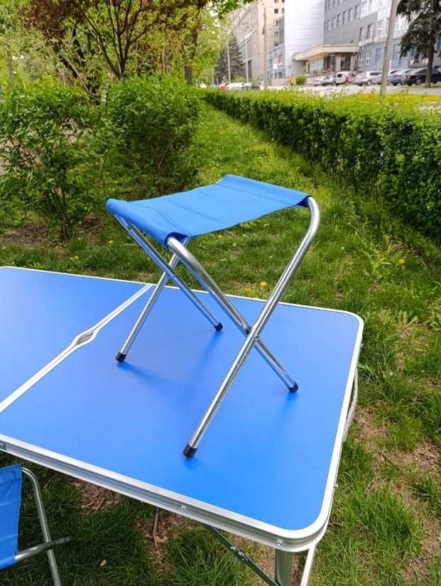 Столик посилений для пікніка кемпінговий складний стіл валіза