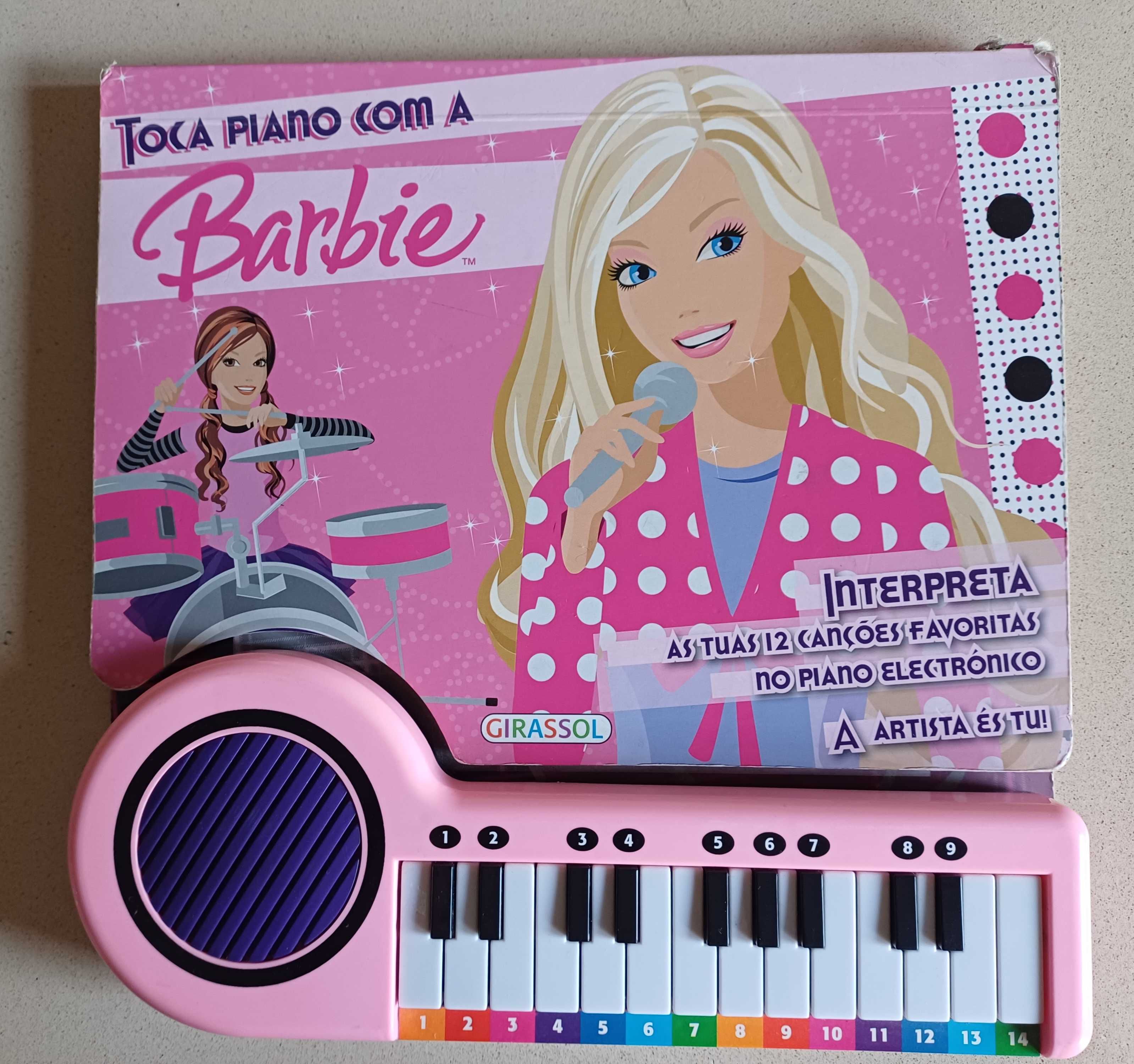 Livro "Toca piano com a Barbie"