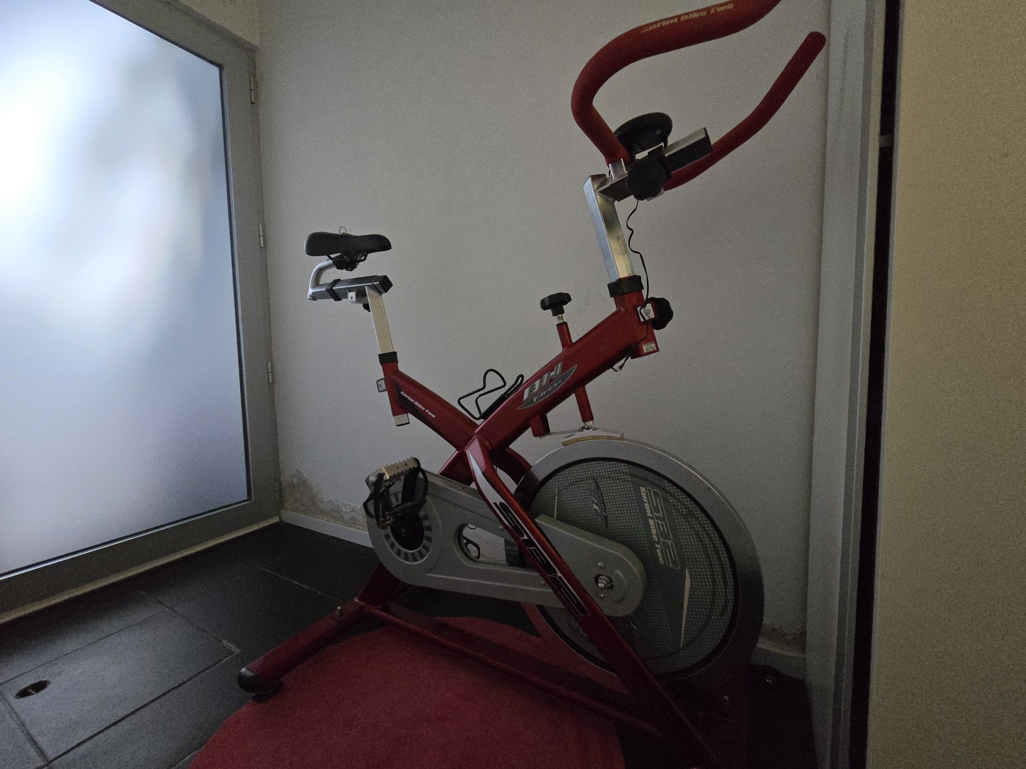 Bicicleta estática BH