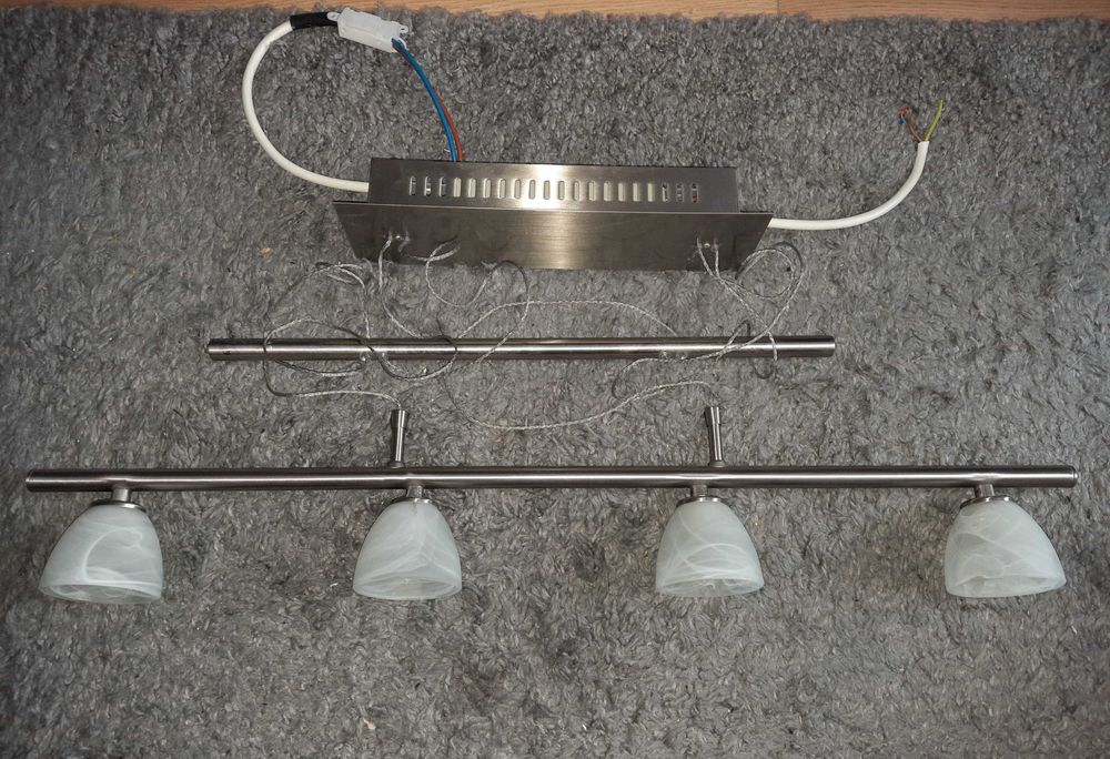 Lampa sufitowa 4 klosze