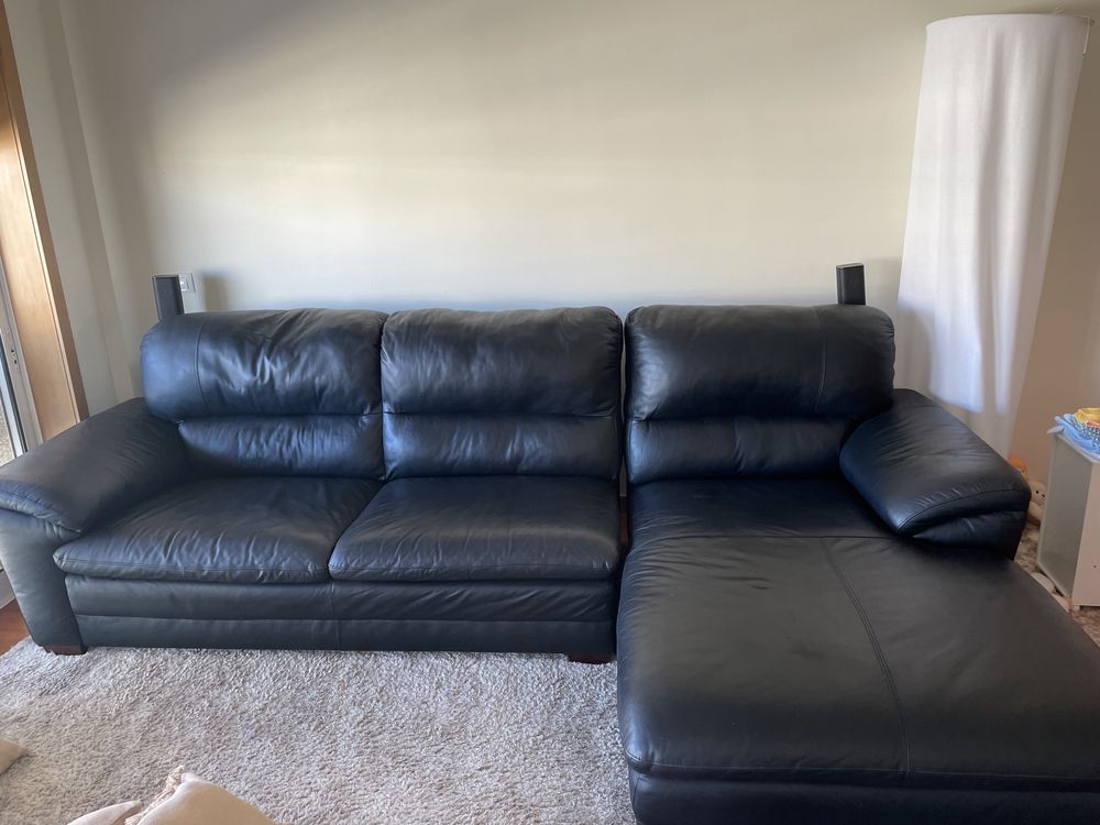 Vendo sofá chaise long preto