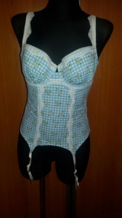 Gorset sexi z pasami do pończoch 85 C