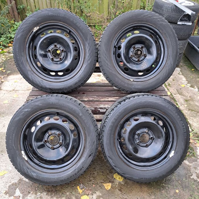 Koła zimowe 5x108 NOKIAN 205/60/16 cali VOLVO V70  6,5 cala ET 43