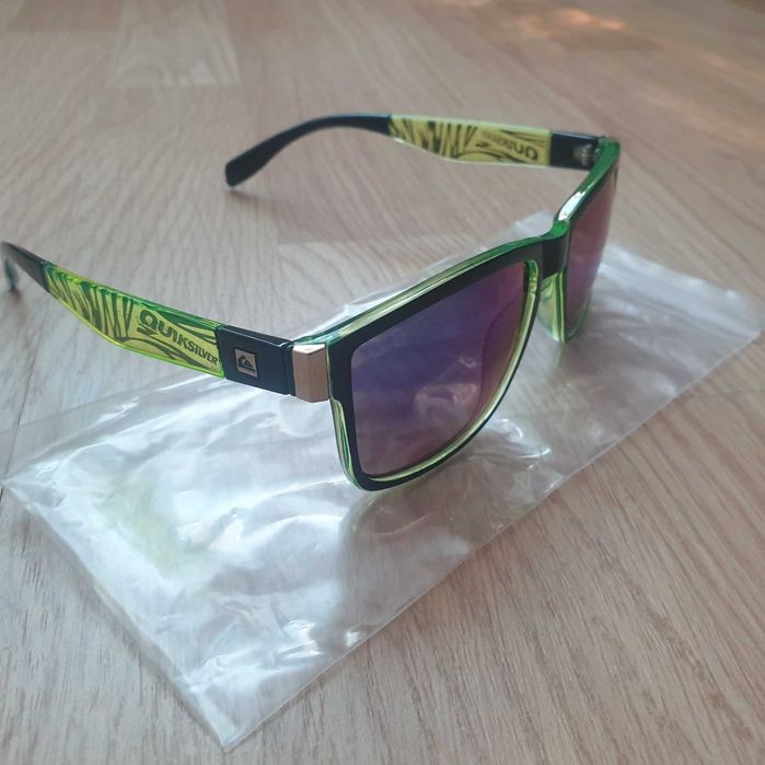 Quiksilver okulary przeciwsłoneczne oprawki zielony motyw