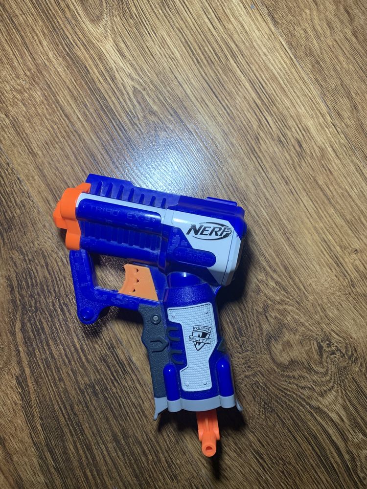 Nerf triro EX3 zabawka pistolet