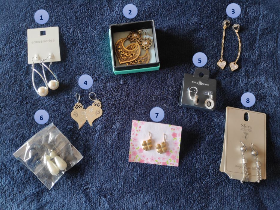 Brincos novos compridos