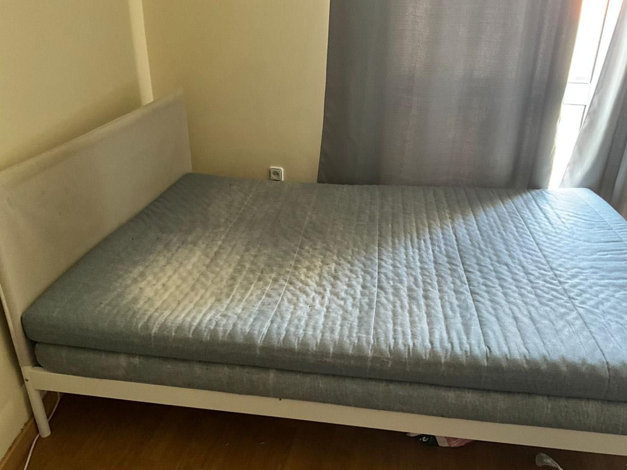 Cama de Casal em Ótimo Estado – Menos de 2 Anos de Uso