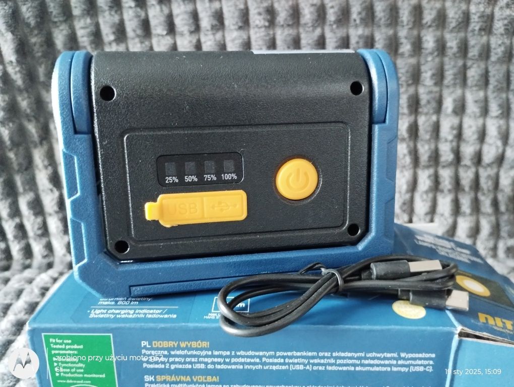 Lampka warsztatowa latarka z magnesem powerbank