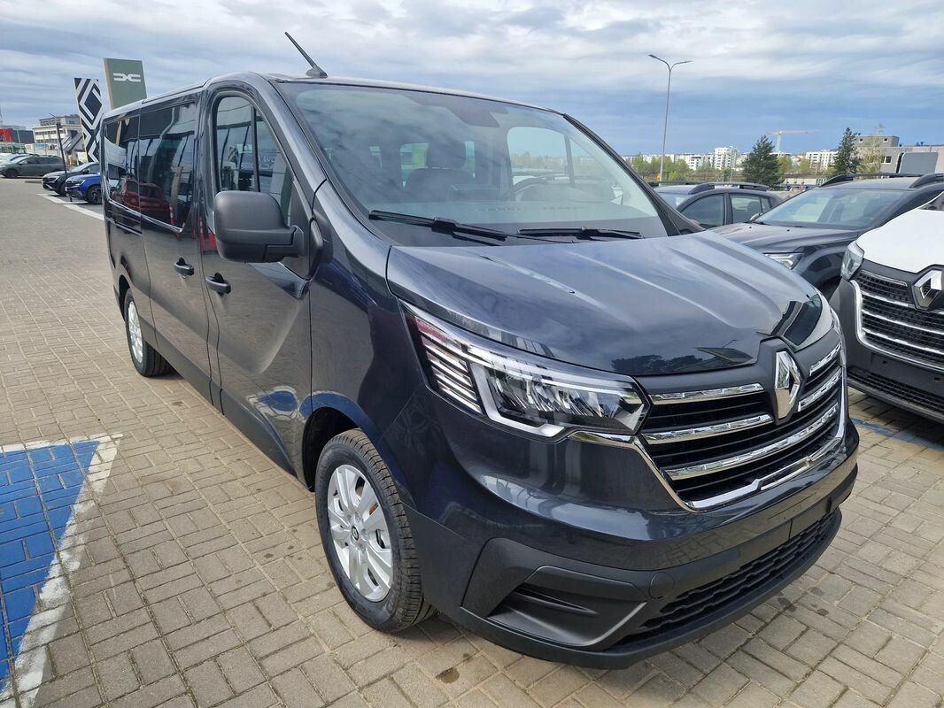 Renault Trafic GDYNIA Grand Equlibre 9 osób, multimedia 8 cali!