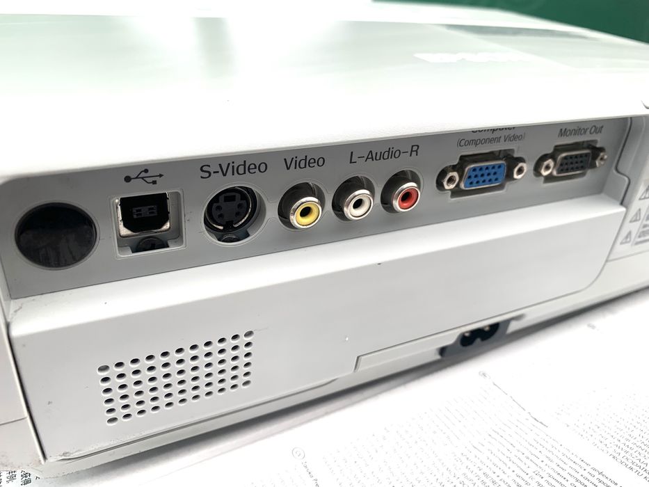 Мультимедіа проектор Epson EMP-S5