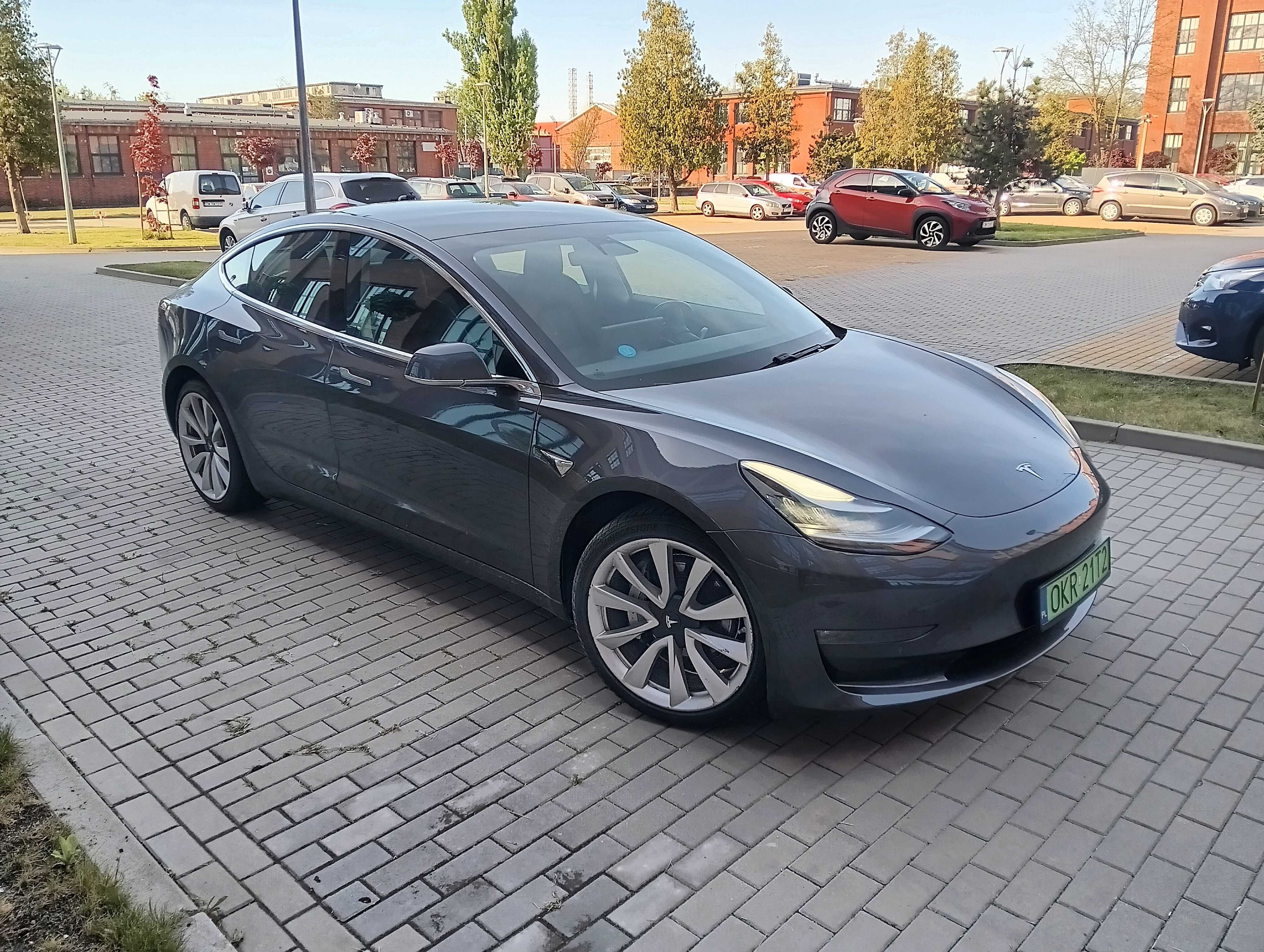 Tesla Model 3 463KM Stan idealny