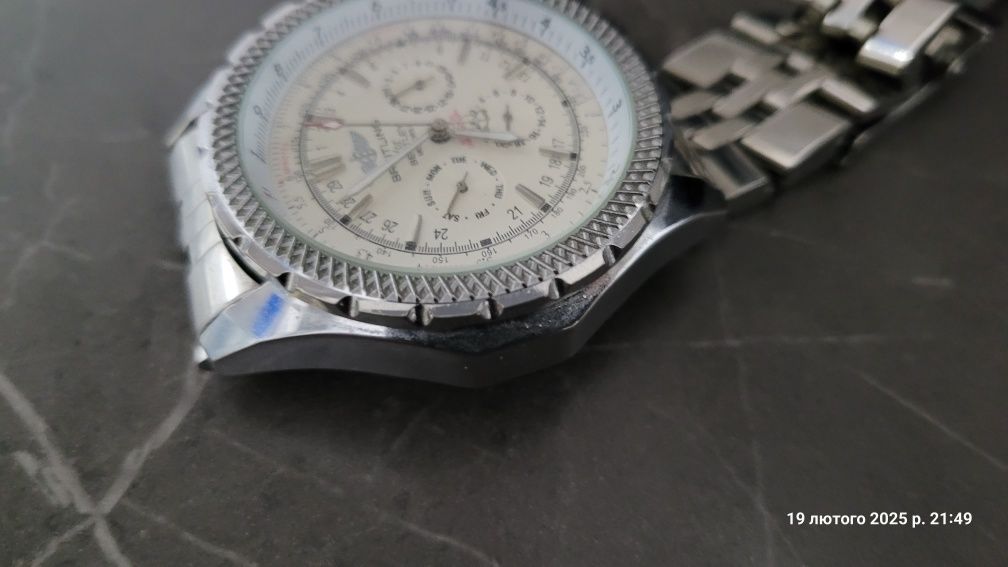 Годинник часи Breitling
