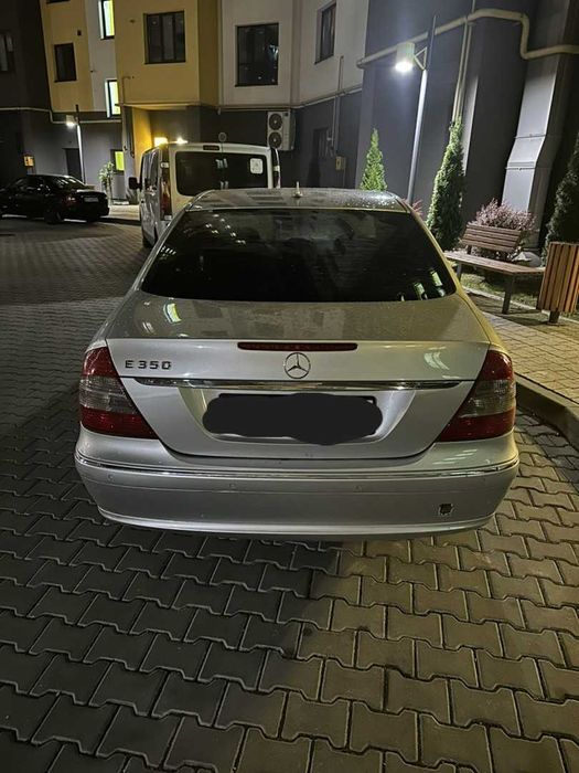 Продам машину Mercedes-Benz  E-Class