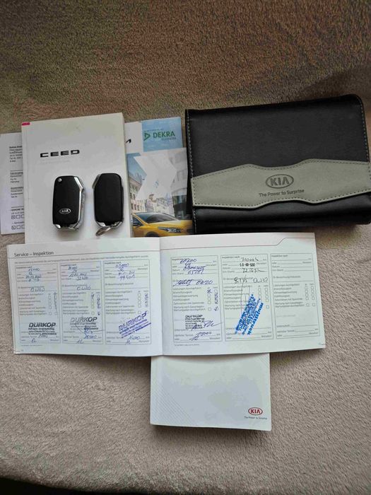 Ładny crossover Kia X ceed