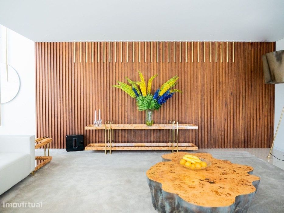 Moradia de estilo contemporâneo e com linhas modernas, Pinhal Velho...