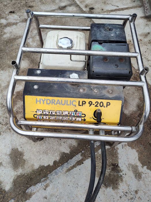 Zestaw hydrauliczny –  młot hydrauliczny + pompa JCB