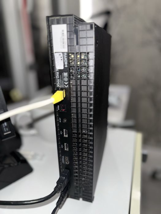 Xbox one X 4K UHD 120hz