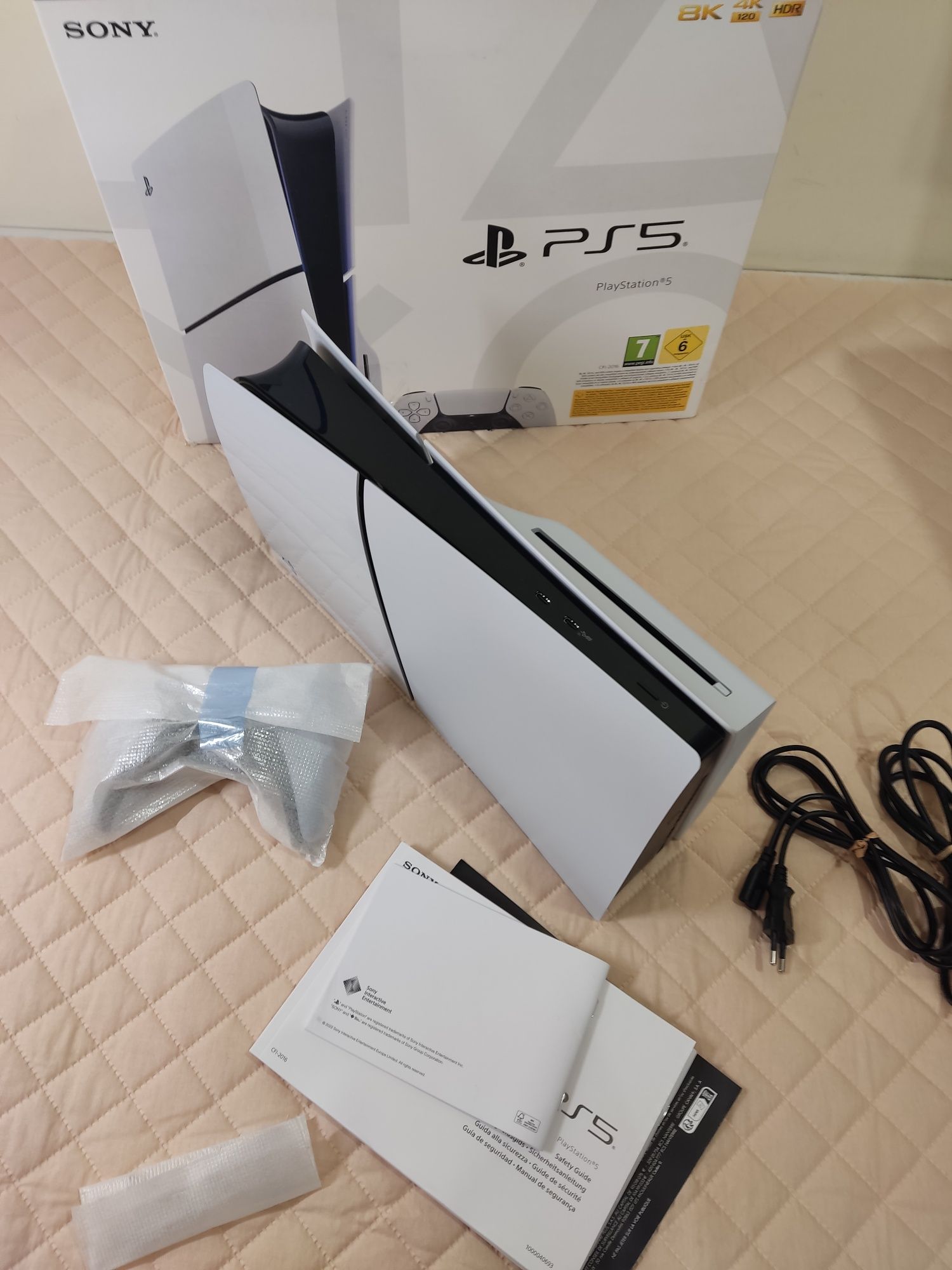 PS 5 slim Sony PlayStation 5