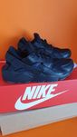 Sneakersy sportowe Nike Air Huarache Rozmiar 36.5 cm