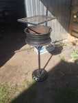 Grill ogrodowy z felgi