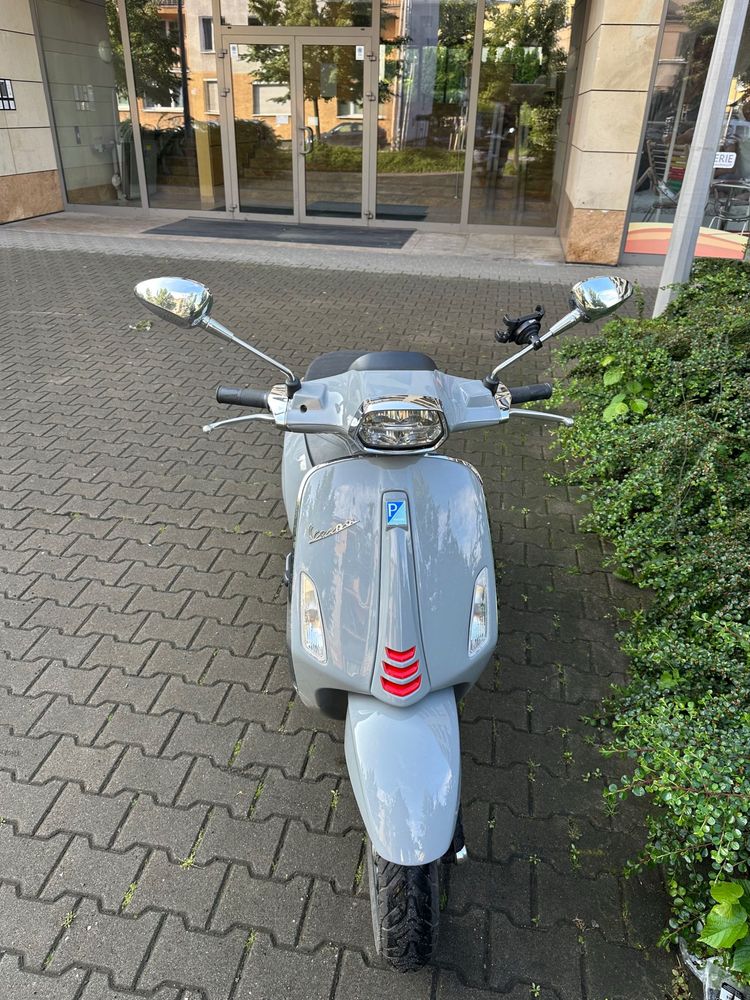Piaggio Vespa sprint skuter 50.